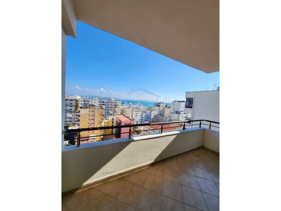 jepet me qera apartament , 700 € (Poliklinika ,Durres)