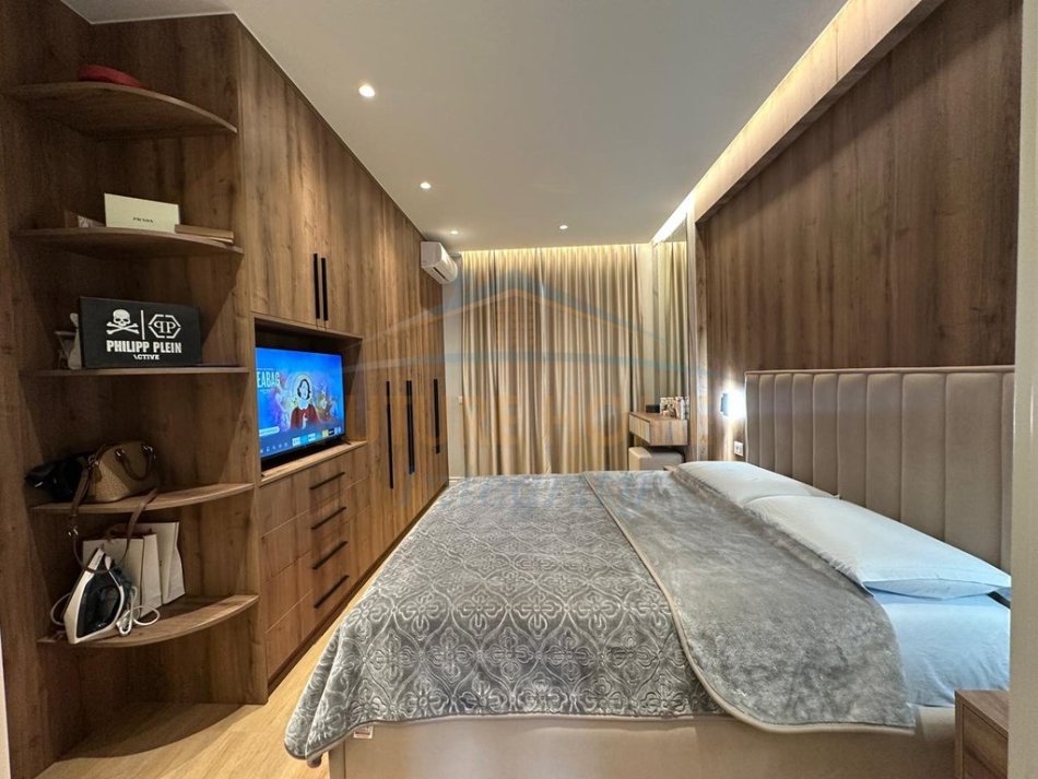 Tirane, shitet apartament 2+1 Kati 4, 85 m² 135.000 € (pranë Gjimnazit Ibrahim Rugova.)