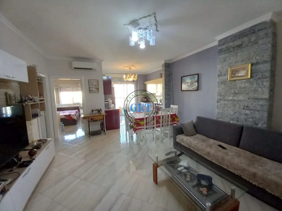 shitet apartament 2+1+Ballkon Kati 11, 102 m² 110.000 € (Stacioni Trenit Durres)