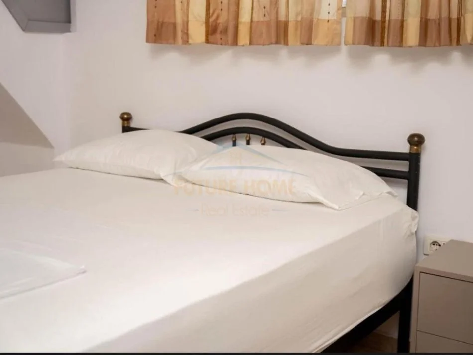 Tirane, jepet me qera apartament 3+1 Kati 7, 115 m² 800 € (Komuna e parisit)