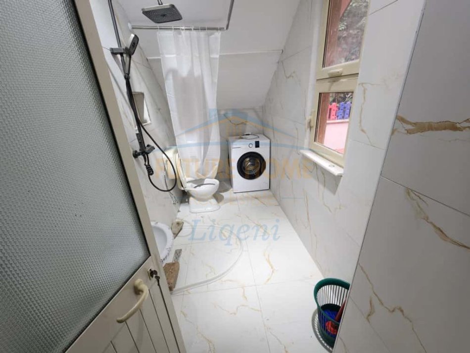 Tirane, jepet me qera apartament 1+1 Kati 0, 60 m² 400 € (Rruga Eduard Mano.)