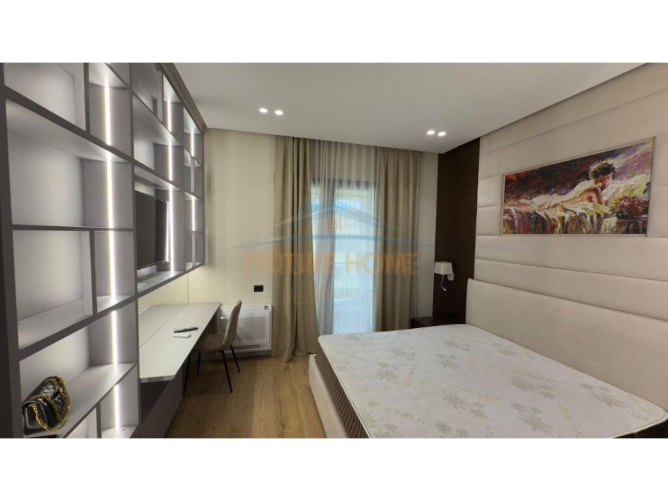 Tirane, jepet me qera apartament 1+1 Kati 8, 76 m² 880 € 