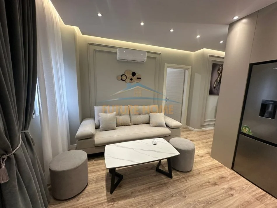 Tirane, jepet me qera apartament 1+1 Kati 3, 60 m² 550 € (Rruga Dritan Hoxha)