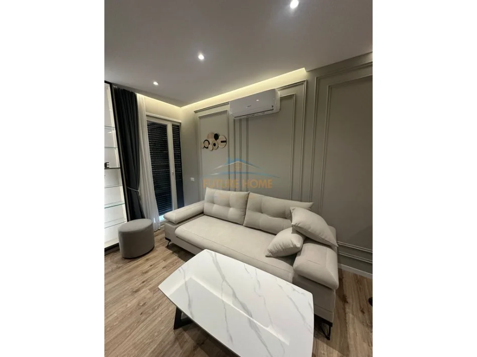 Tirane, jepet me qera apartament 1+1+Ballkon Kati 3, 60 m² 600 € (Kompleksi E88,Rruga Dritan Hoxha)