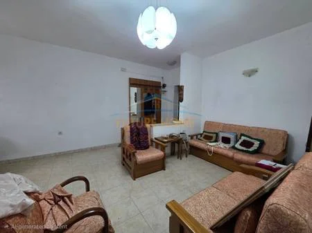 Tirane, shitet apartament 2+1 Kati 4, 65 m² 152.000 € 