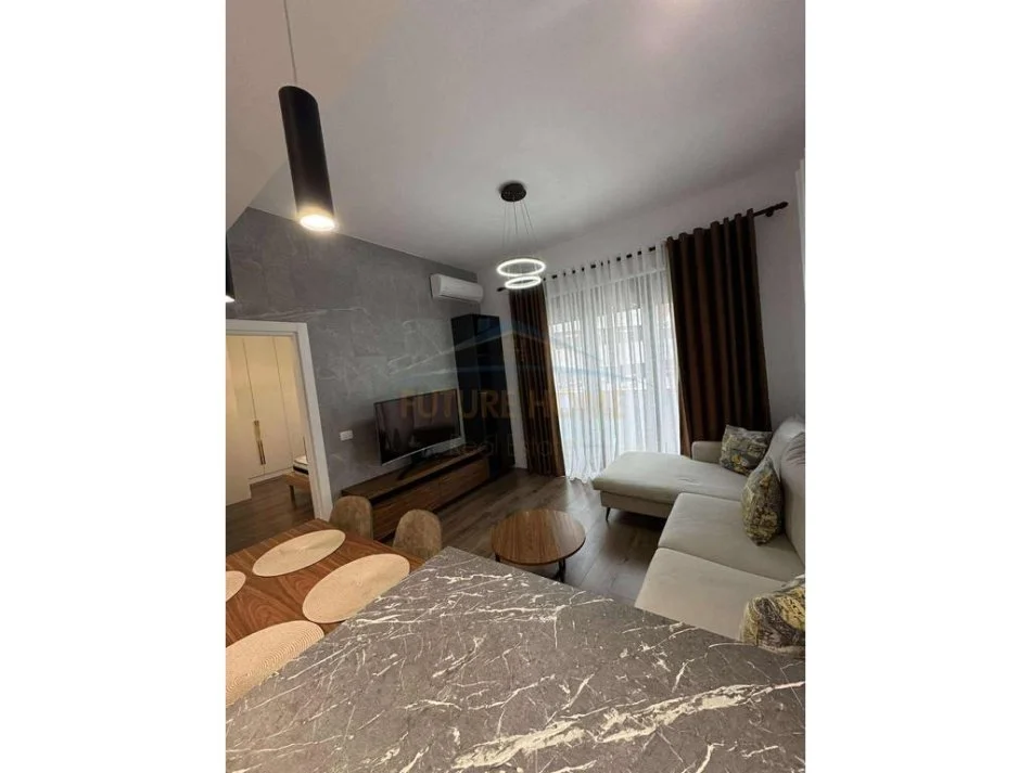 Tirane, jepet me qera apartament 2+1 Kati 1, 82 m² 750 € (Rezidenca Kodra e Diellit 2)
