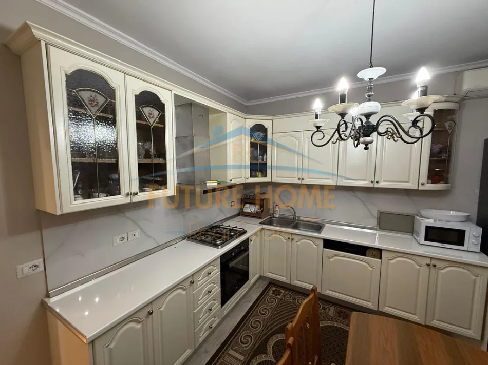 Tirane, shes Vile 3 Katshe Kati 0, 639 m² 370.000 € (Kodra e Priftit)