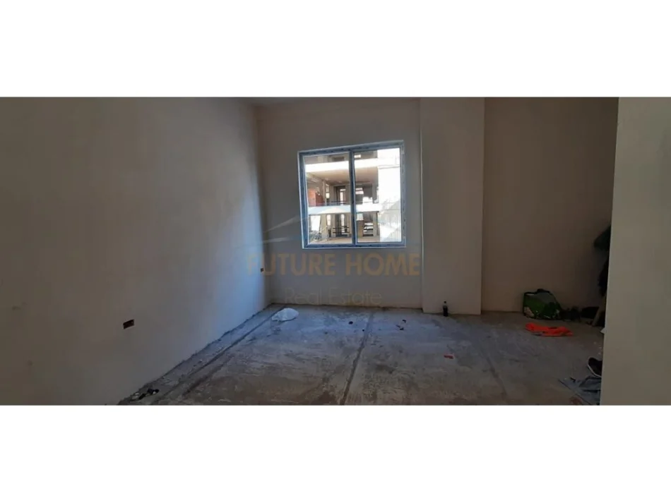 Pogradec, shitet apartament 1+1 Kati 0, 80 m² 87.700 € (Rruga Sul Starovari ,Pogradec)