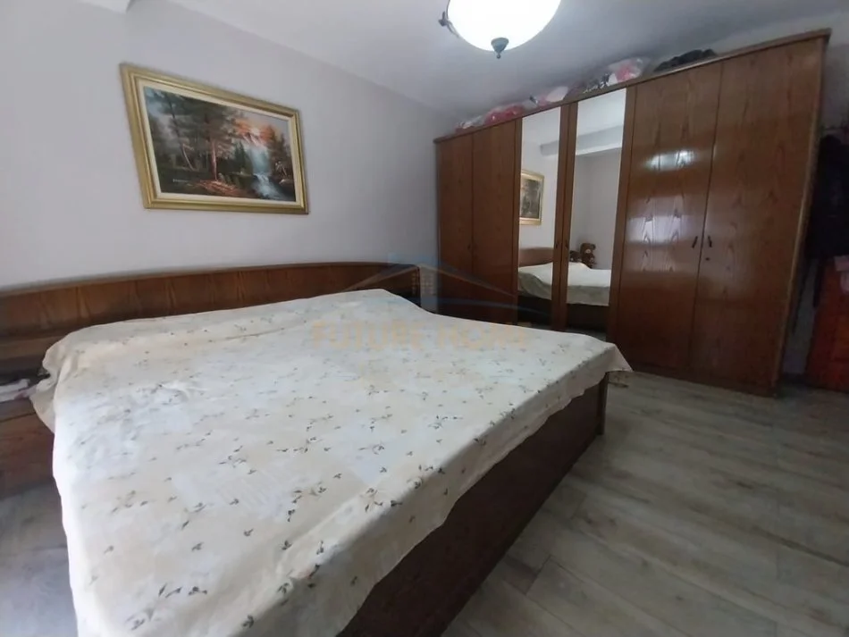 Tirane, jepet me qera apartament 1+1 , 67 m² 550 € (RRUGA MARGARITA TUTULANI)