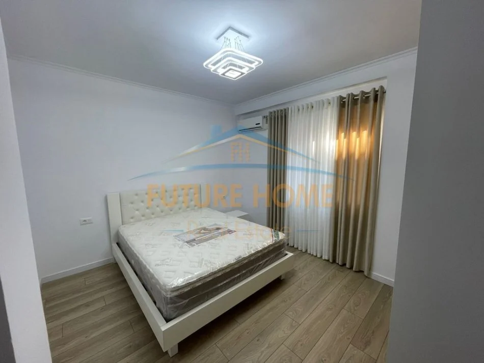 Tirane, jap me qera apartament 2+1+Ballkon Kati 1, 99 m² 800 € 