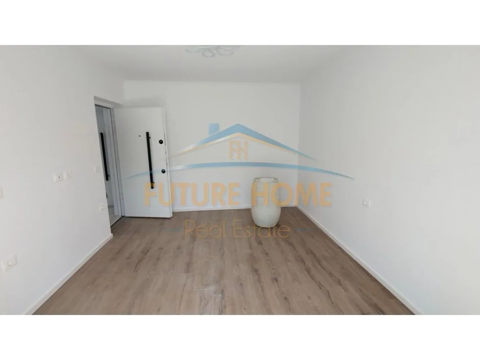 Tirane, shitet garsonier Kati 3, 30 m² 95.000 € (Myslym Shyri)