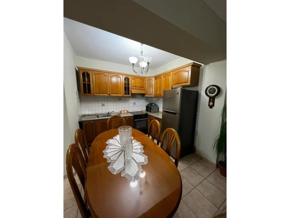 Tirane, jepet me qera apartament 2+1+Aneks+Ballkon Kati 4, 106 m² 750 € (SHESHI WILLSON)