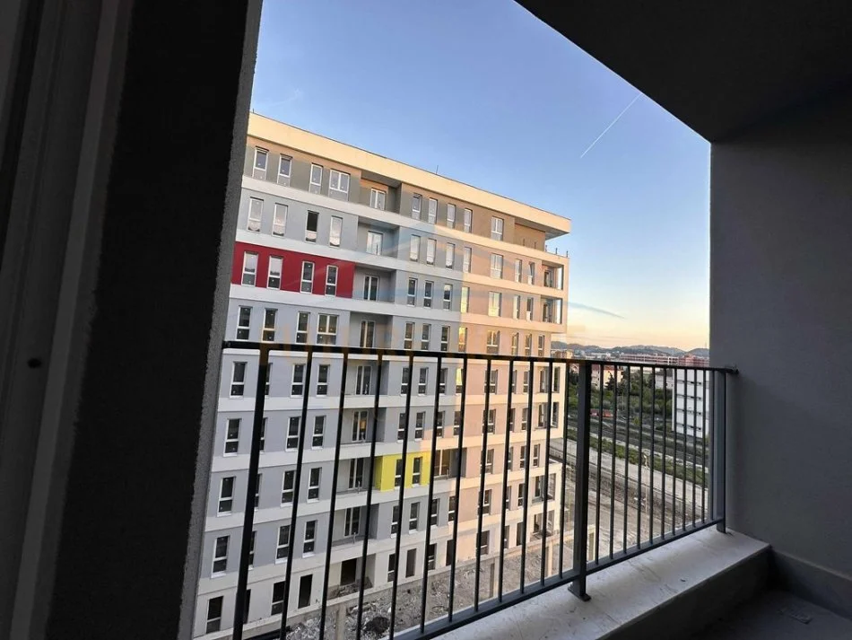 Tirane, jepet me qera apartament 2+1 Kati 5, 91 m² 350 € (Univers City”, pranë QTU, Tiranë.)