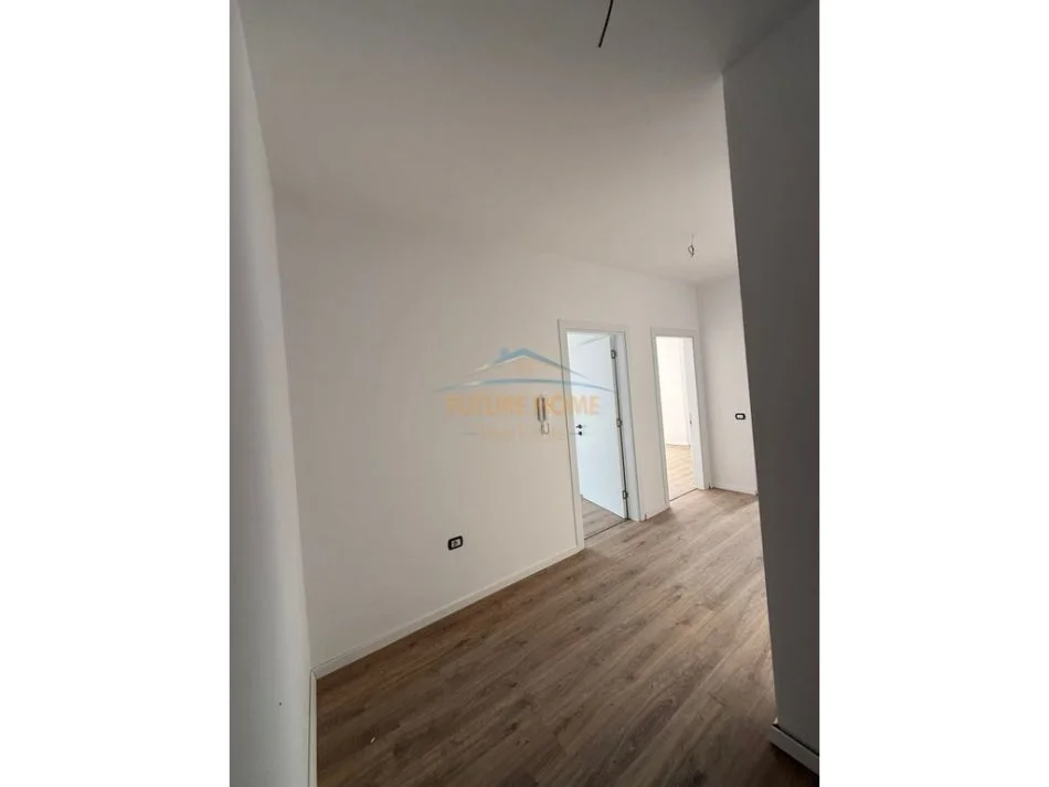 Tirane, shitet apartament 2+1+Ballkon Kati 1, 108 m² 115.000 € (Paskuqan)