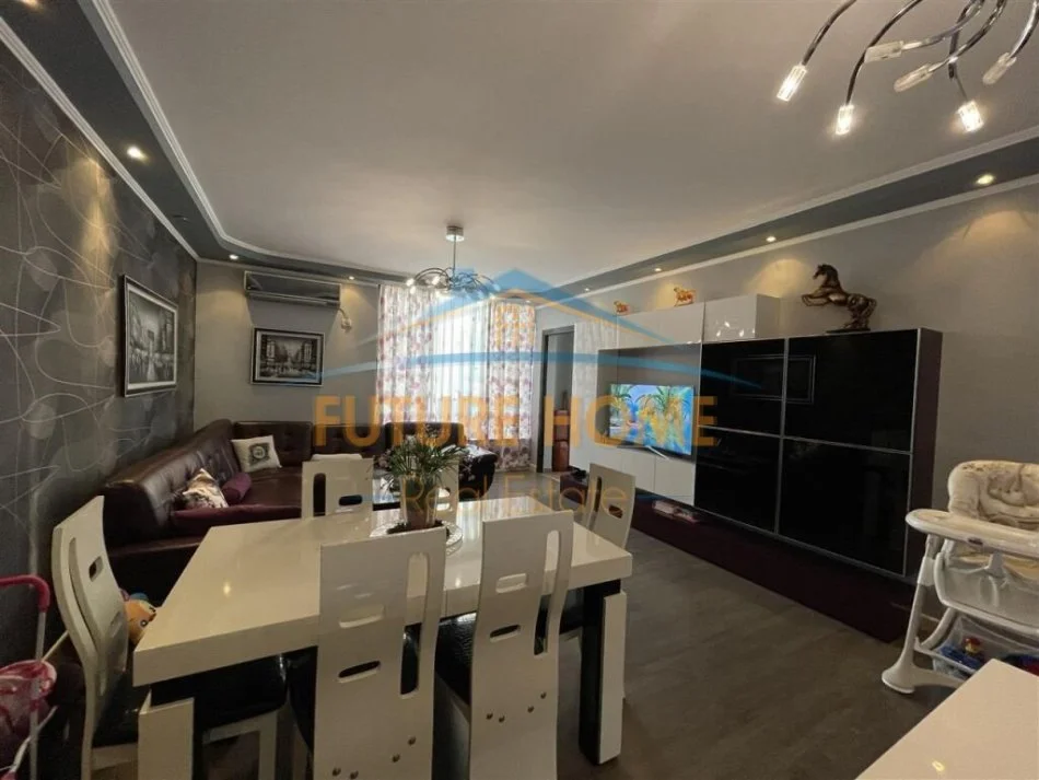 Tirane, shitet apartament 2+1+Ballkon Kati 2, 106 m² 145.000 € (Misto Mame)