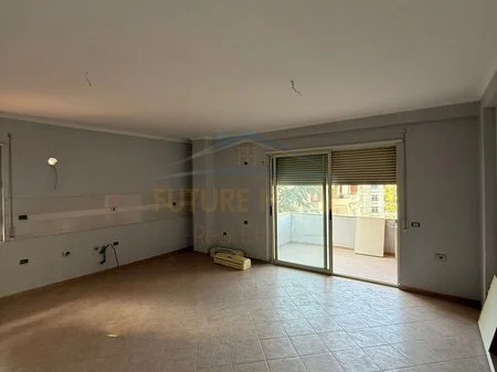 Tirane, shitet apartament 2+1 , 98 m² 225.000 € 