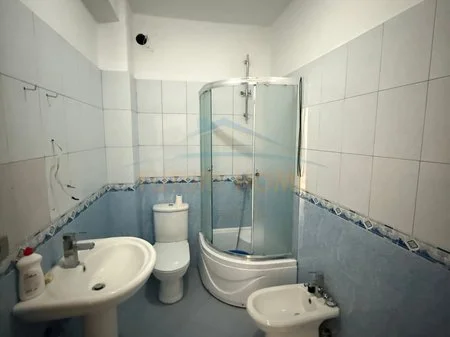 Tirane, shitet apartament 2+1 , 98 m² 225.000 € 
