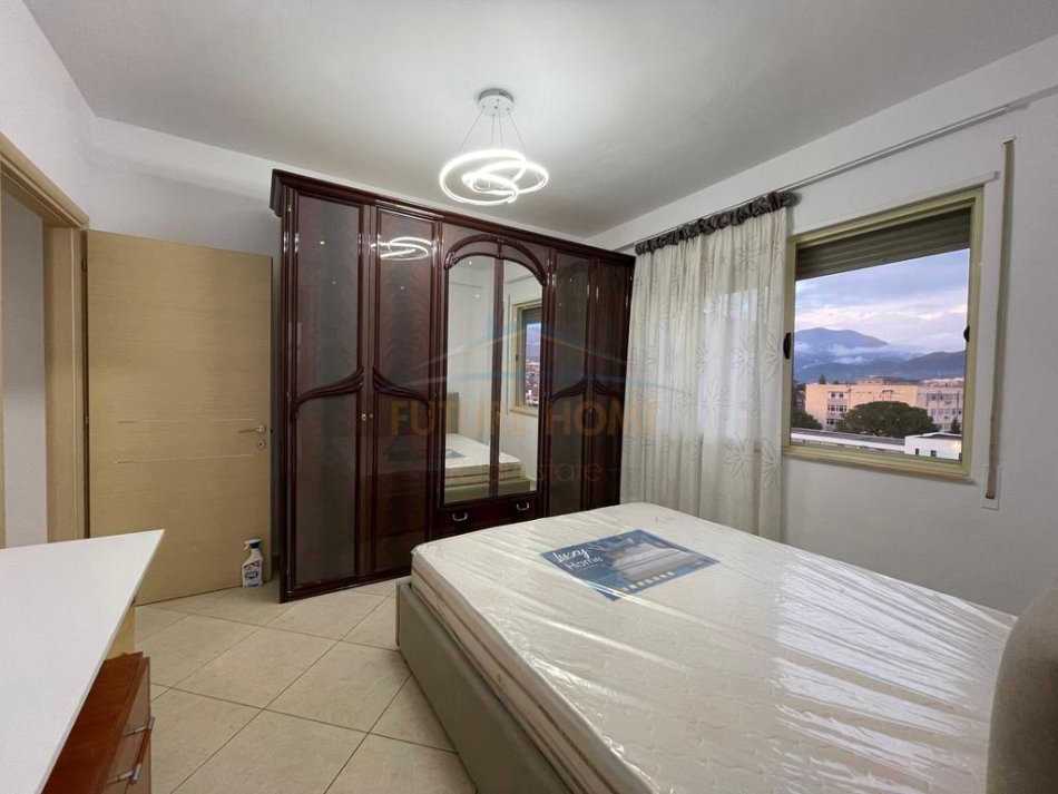 Tirane, jepet me qera apartament 2+1 Kati 6, 115 m² 600 € (Rruga Kongresi i Manastirit, pranë Pediatrisë)