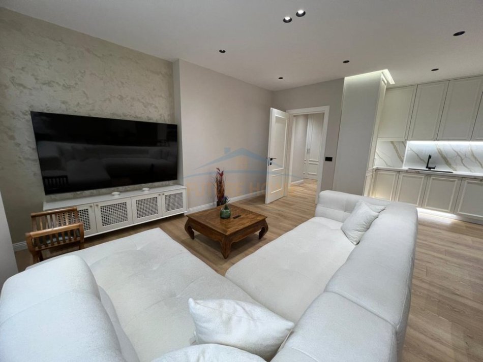 Tirane, jepet me qera apartament 2+1 Kati 4, 118 m² 1.400 € 