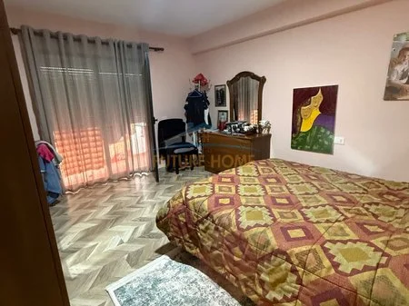 Qera, Apartament 2+1, Rruga 5 Maji, Tiranë. AREA59072