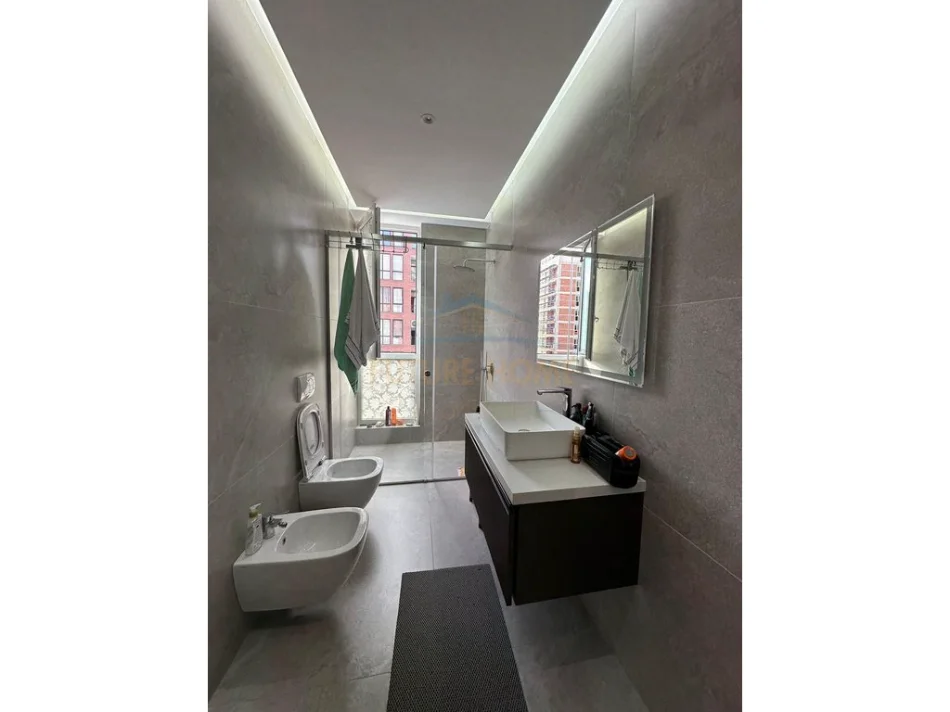 Tirane, shitet apartament 3+1+Ballkon Kati 3, 150 m² 350.000 € (AVID Residence (Usluga), Jordan Misja)