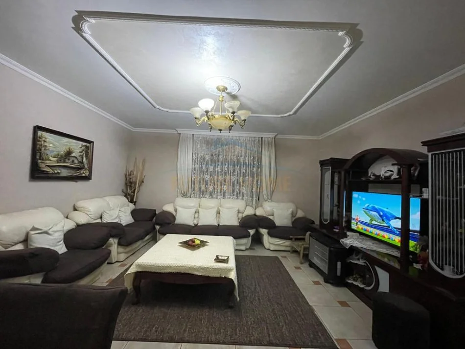 Tirane, shitet apartament 2+1+Aneks+Ballkon Kati 6, 92 m² 128.000 € (KINOSTUDIO)