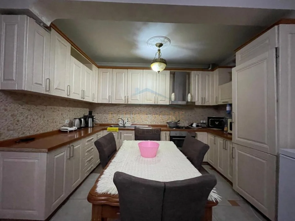 Tirane, shes apartament 2+1 Kati 6, 92 m² 128.000 € 