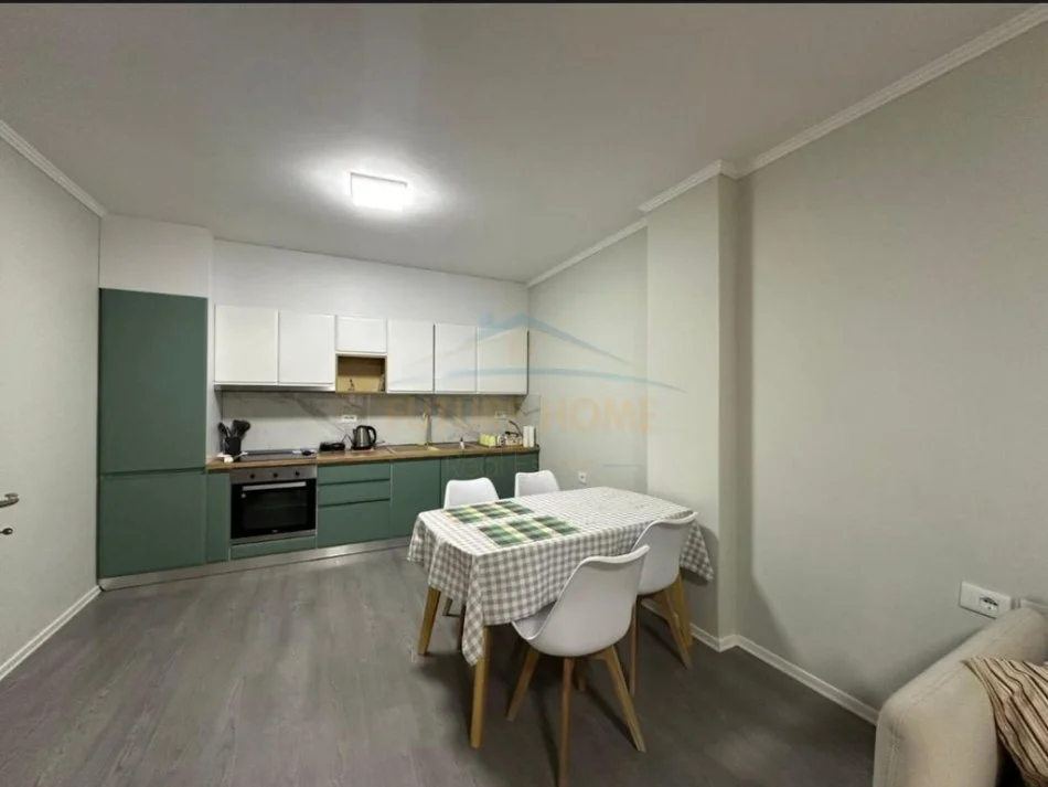 Tirane, jepet me qera apartament 1+1+Ballkon Kati 1, 75 m² 500 € 