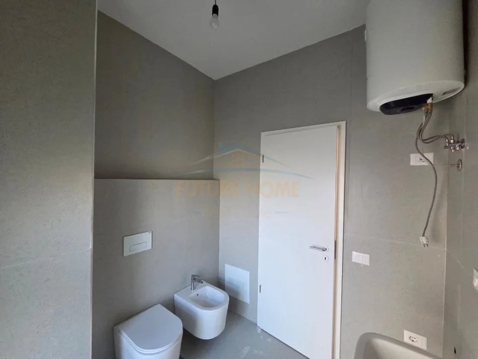 Tirane, jepet me qera apartament 1+1 Kati 4, 60 m² 450 € (Kompleksi Kaimi)