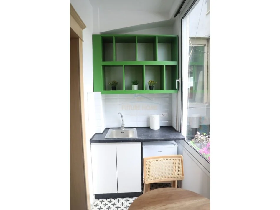 Pogradec, shitet apartament 2+1 Kati 1, 75 m² 110.000 € (Stadiumi)