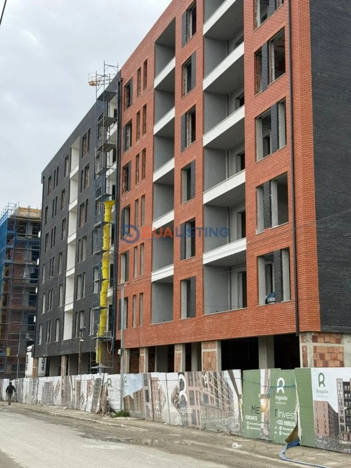 Tirane, shitet apartament 2+1 , 106 m² 140.000 € (Paskuqan)