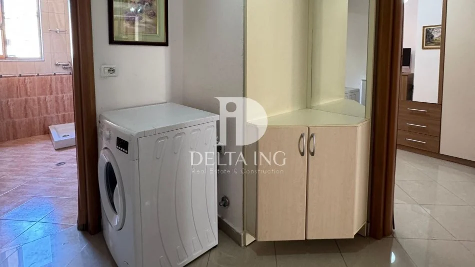 Tirane, jepet me qera apartament 1+1 Kati 3, 54 m² 500 € (Bllok)