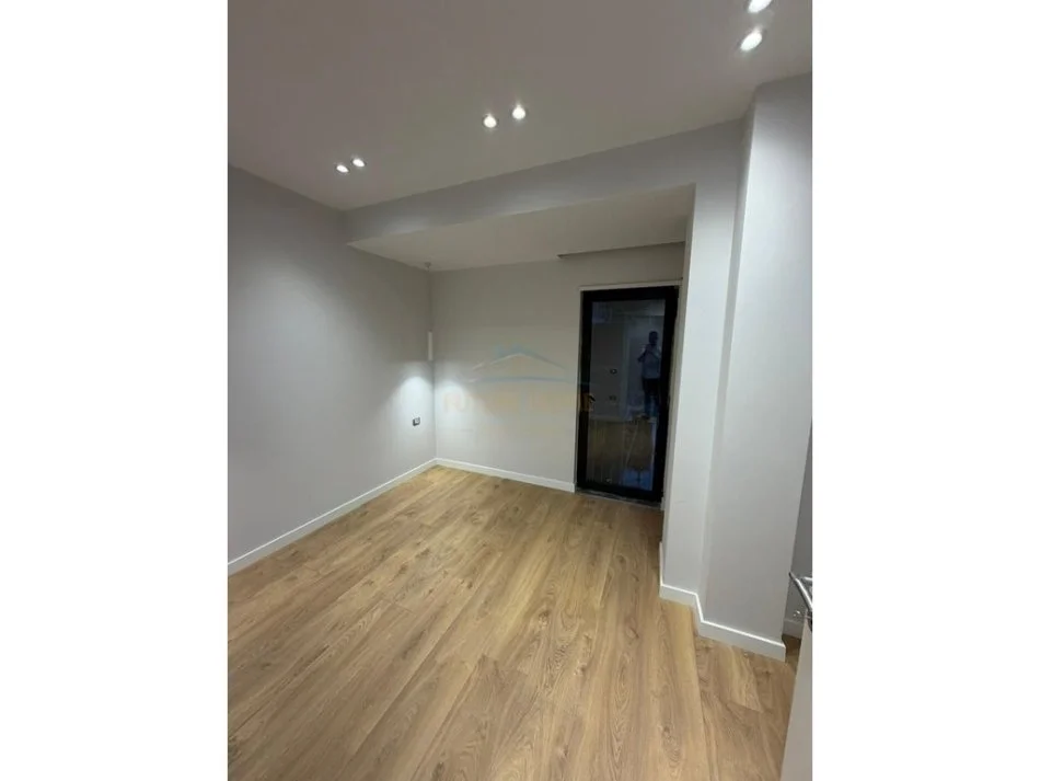 Tirane, shes apartament 1+1+Aneks+Ballkon Kati 2, 76 m² 135.000 € (rezidenca kodra e diellit 2)