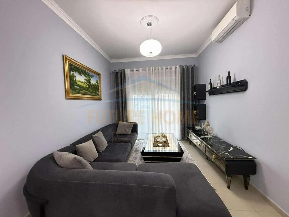 Tirane, jepet me qera apartament 2+1+Ballkon Kati 1, 108 m² 600 € (VILA L , ASTIR )  UNA59336
