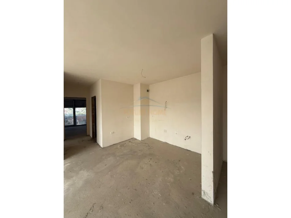 Tirane, shitet apartament 2+1+Ballkon Kati 4, 113 m² 215.000 € (Parallel Living, Don Bosko)