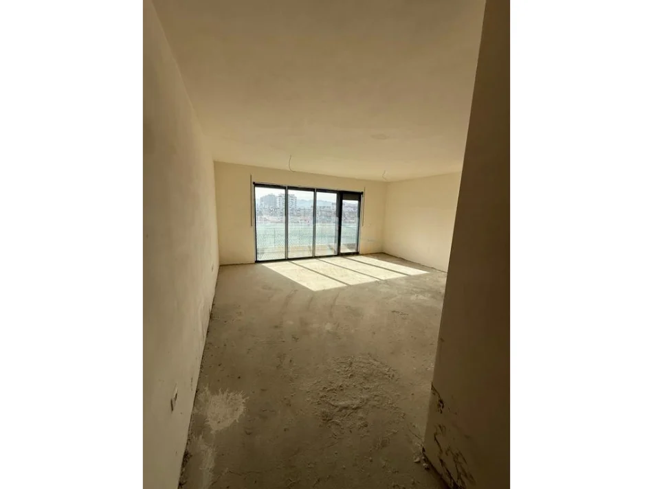 Tirane, shitet apartament 2+1+Ballkon Kati 4, 113 m² 215.000 € (Parallel Living, Don Bosko)