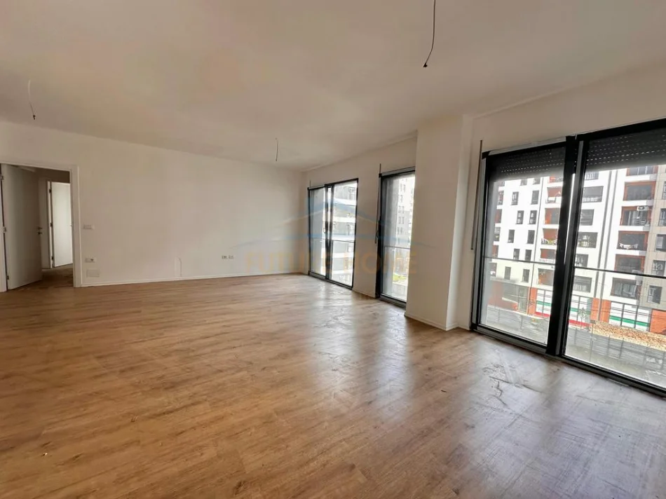 Tirane, shitet apartament 2+1+Ballkon Kati 5, 104 m² 187.000 € (Parallel Living, Don Bosko)