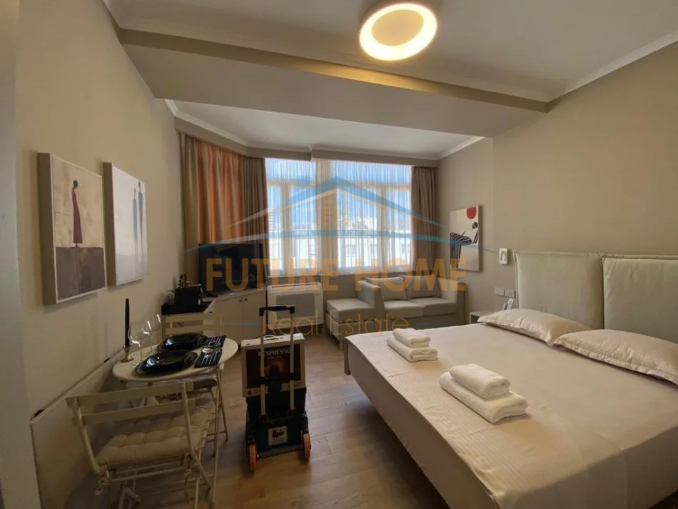 GARSONIERE PER SHITJE , KOMUNA E PARISIT