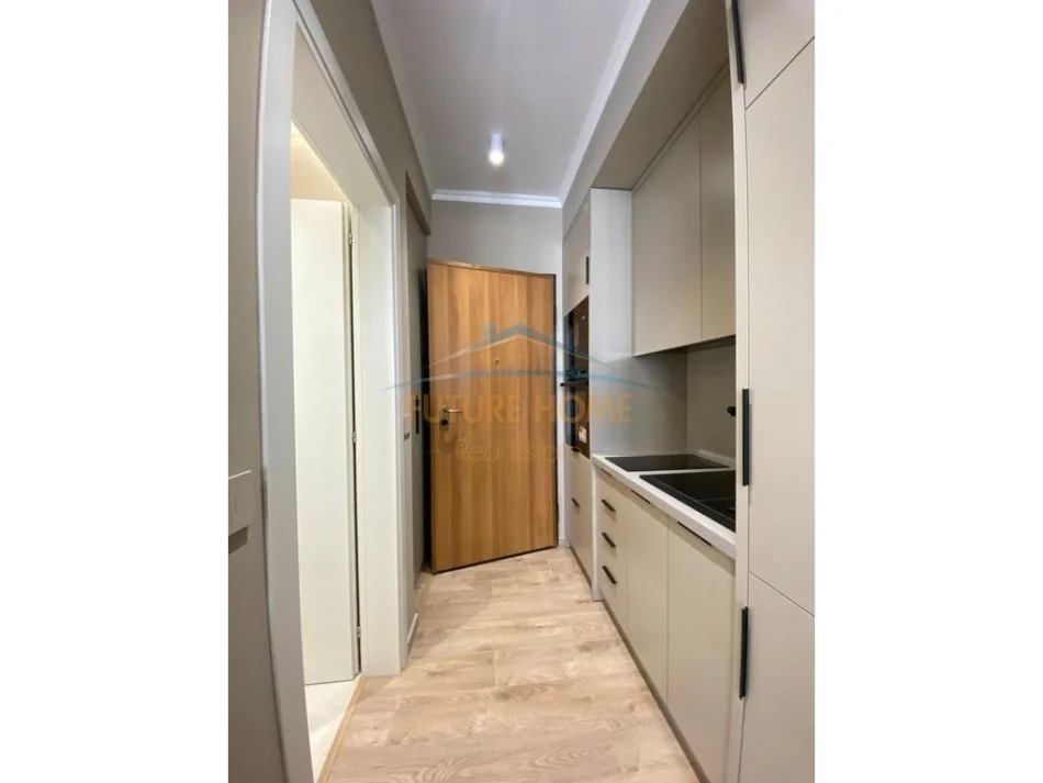 GARSONIERE PER SHITJE , KOMUNA E PARISIT