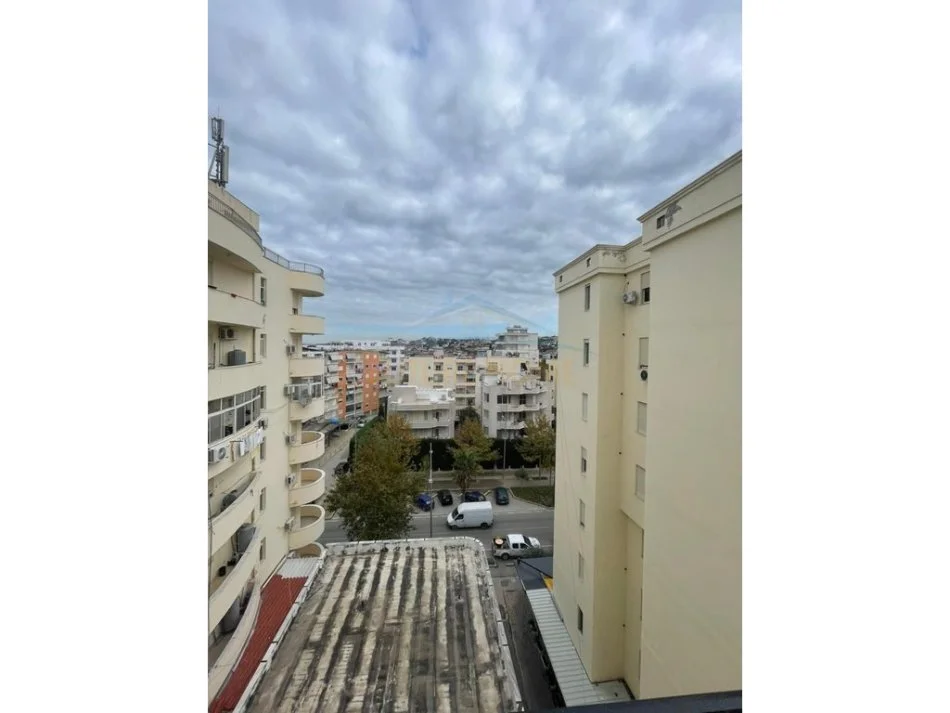 Durres, shitet apartament 2+1+Ballkon Kati 6, 110 m² 150.000 € 
