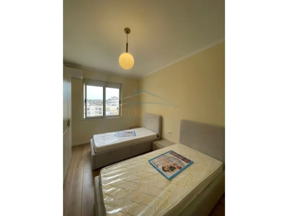 Durres, shitet apartament 2+1+Ballkon Kati 6, 110 m² 150.000 € 