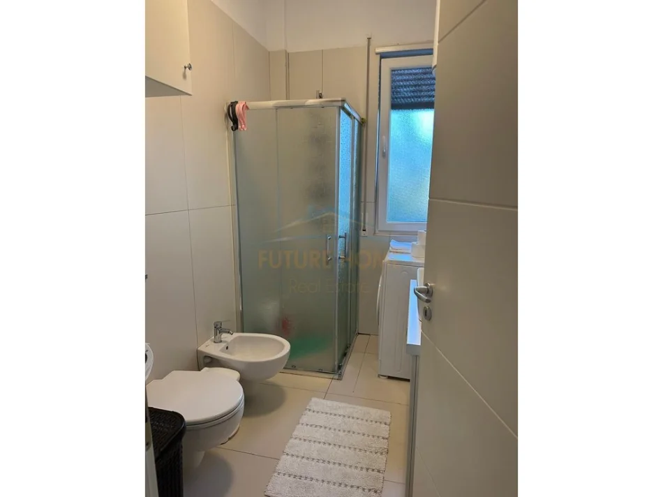 Tirane, shitet apartament 1+1+Ballkon Kati 0, 66 m² 270.000 € (Hamallaj)