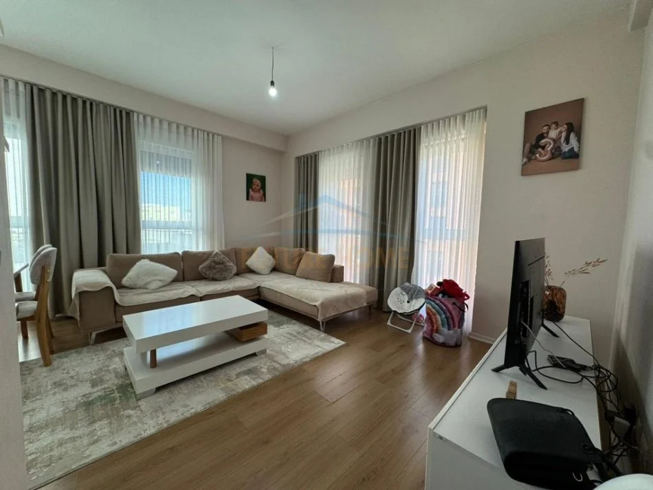 Tirane, shitet apartament 1+1+Ballkon Kati 7, 71 m² 155.000 € 