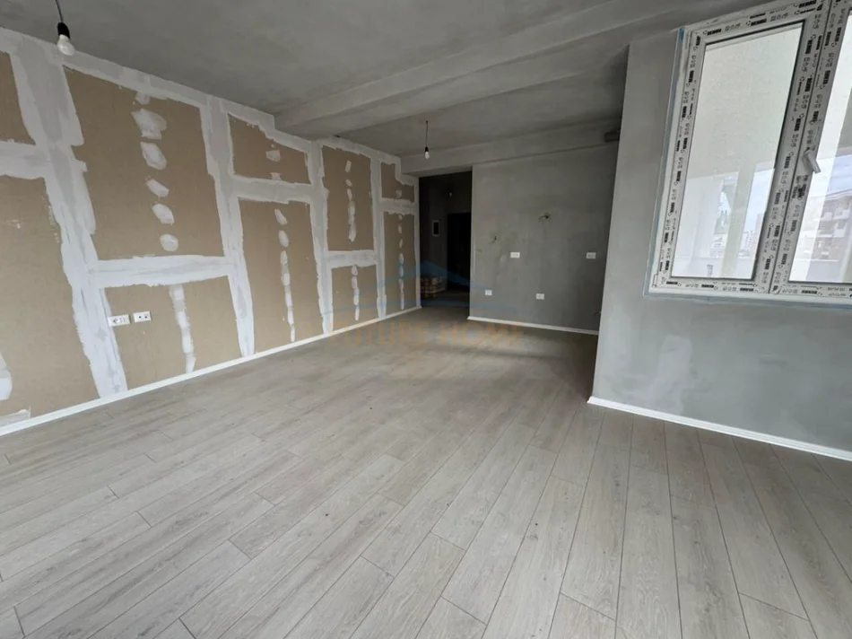 Tirane, shitet apartament 2+1+Aneks+Ballkon Kati 5, 125 m² 212.000 € (RIVER REZIDENCE UNAZA E RE)