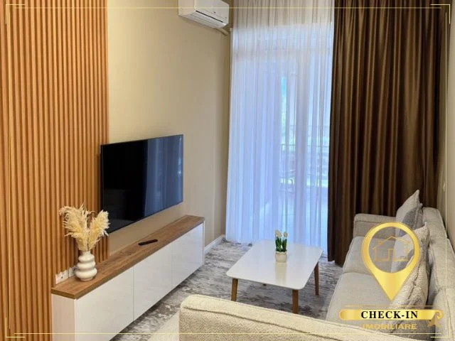 Tirane, jepet me qera apartament 1+1+Aneks+Ballkon Kati 5, 60 m² 800 € (Kopshti Botanik)