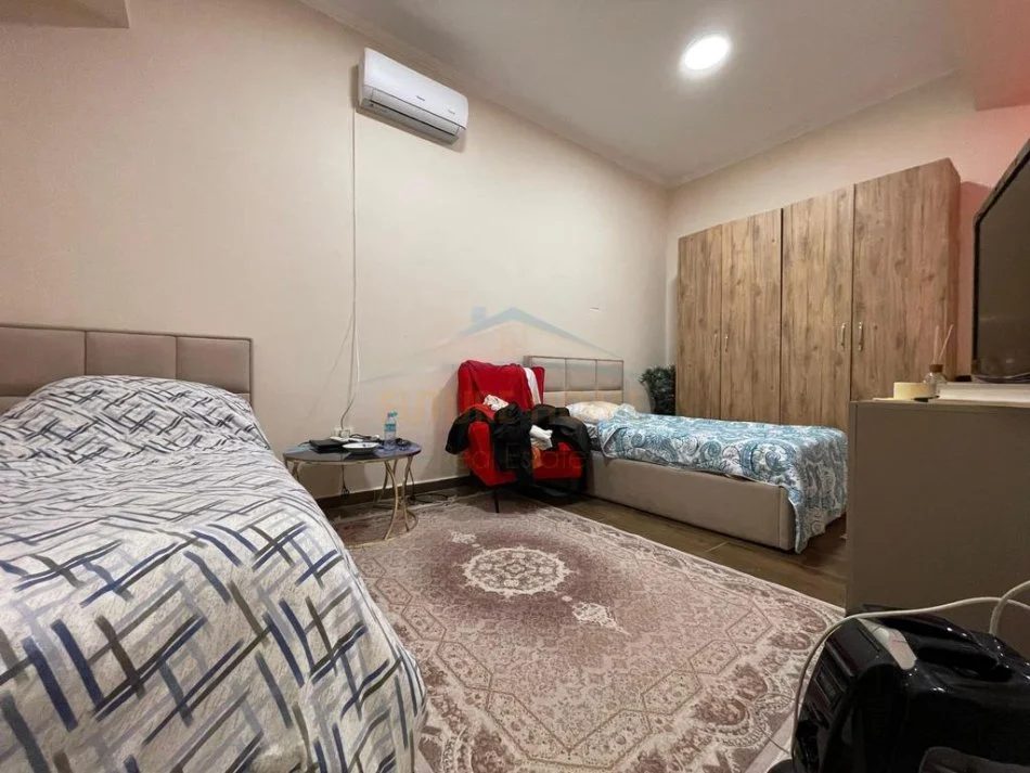 Tirane, shitet apartament 2+1+Ballkon Kati 1, 184 m² 245.000 € (VASIL SHANTO)