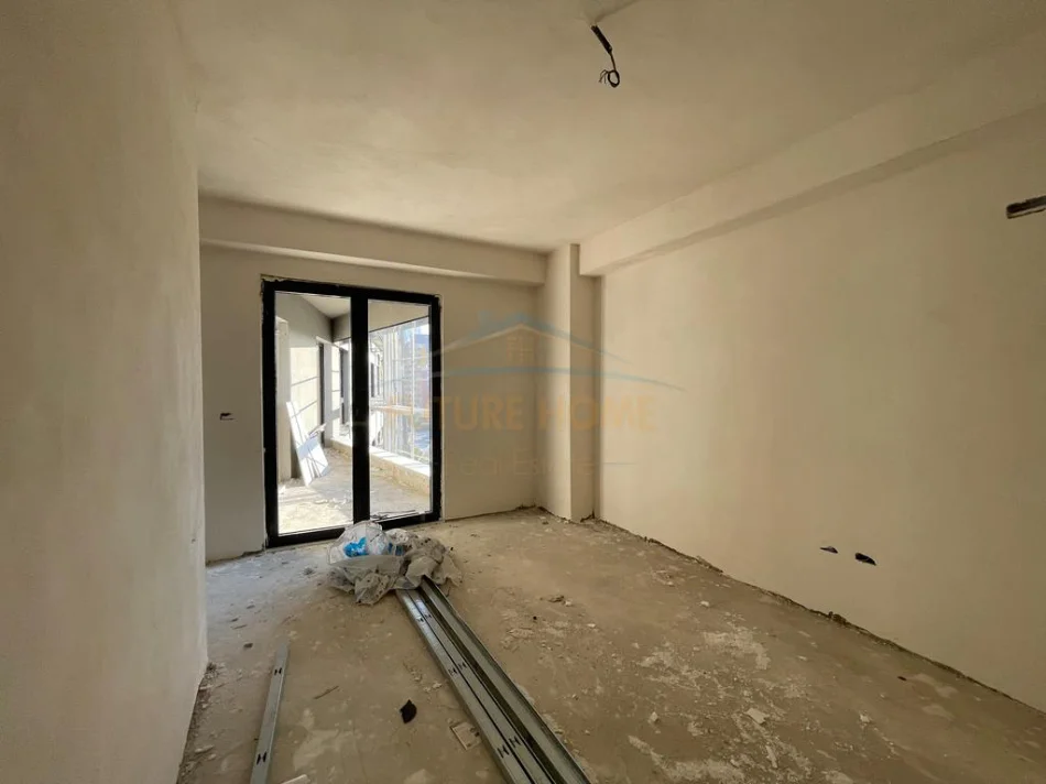 Tirane, shitet apartament 2+1+Ballkon Kati 5, 107 m² 258.480 € (Kompleksi Novus, Bulevardi i Ri)