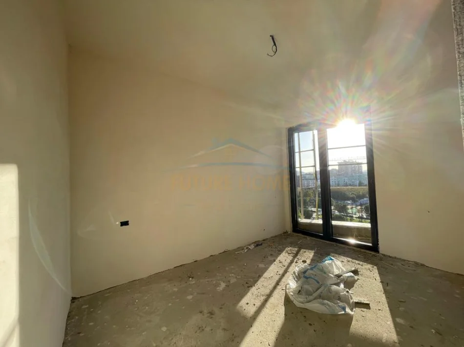 Tirane, shitet apartament 2+1+Ballkon Kati 5, 107 m² 258.480 € (Kompleksi Novus, Bulevardi i Ri)
