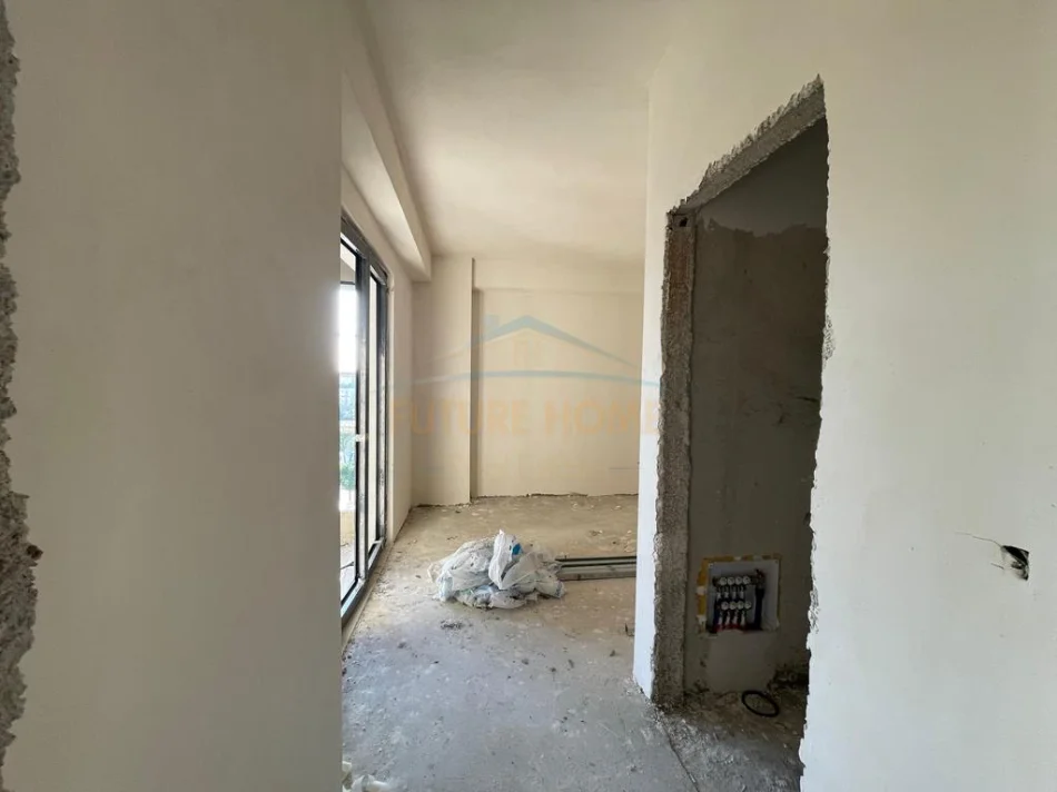 Tirane, shitet apartament 2+1+Ballkon Kati 5, 107 m² 258.480 € (Kompleksi Novus, Bulevardi i Ri)