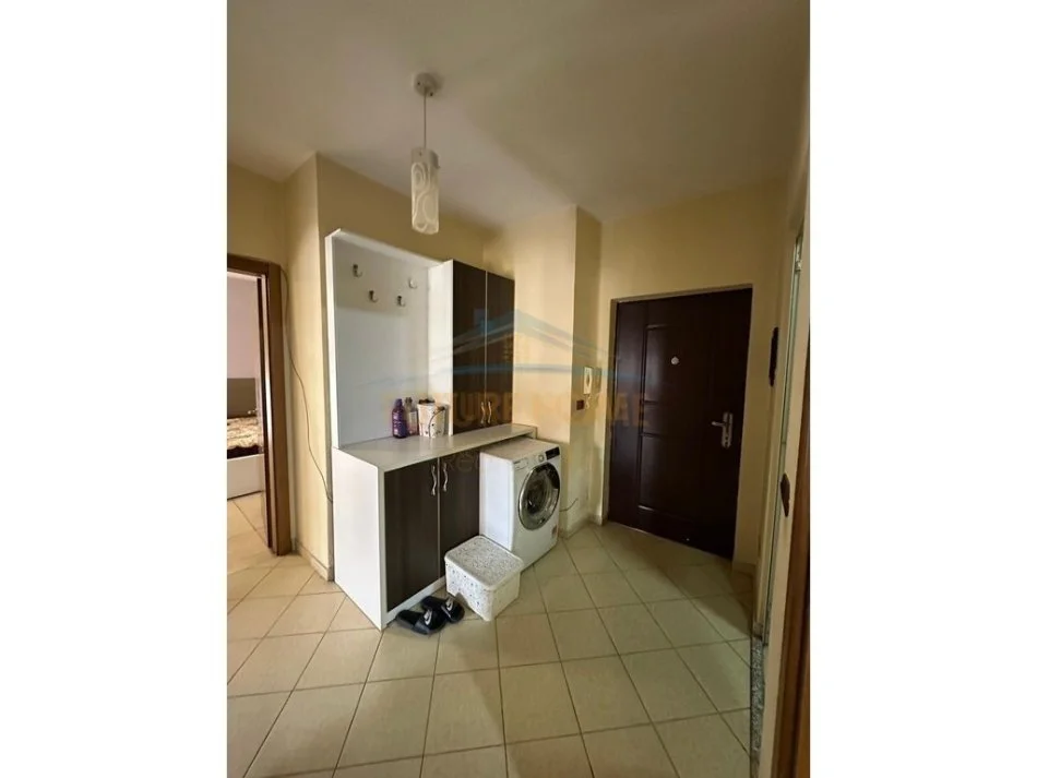 Tirane, shitet apartament 2+1+Ballkon Kati 6, 104 m² 140.000 € 